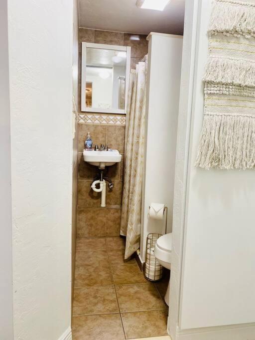 Private Cozy Guest Suite Near Hard Rock Guitar ดาวี ภายนอก รูปภาพ